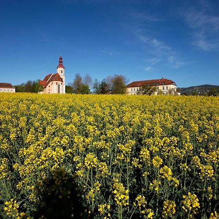 Gasthof Pack "Zur Lebing Au" Hartberg Bagian luar foto