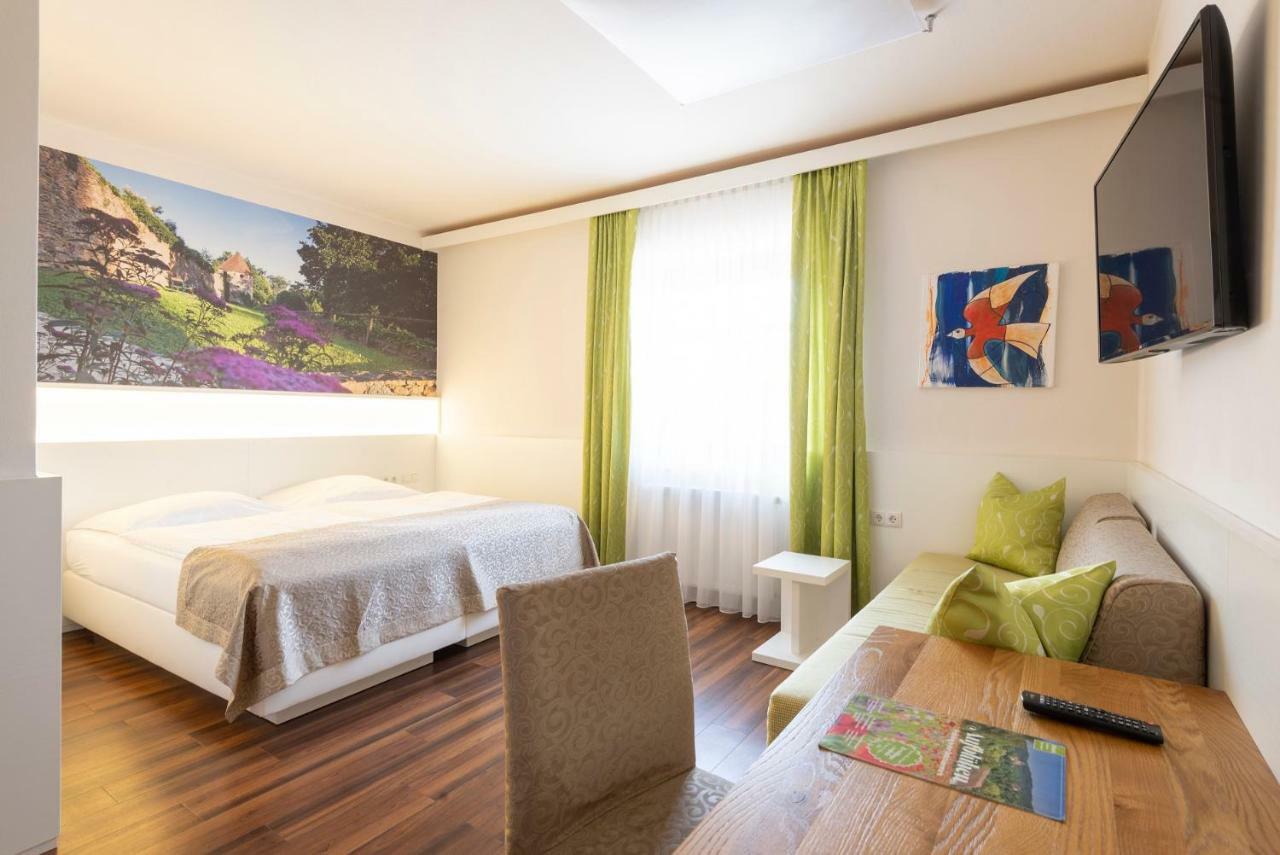 Gasthof Pack "Zur Lebing Au" Hartberg Bagian luar foto